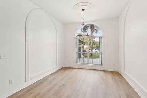 Living - 5240 Timucua Cir, Saint Augustine, FL 32086 photo 4 of 8