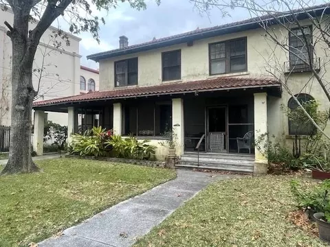 271 Saint George St, Saint Augustine, FL 32084 photo 3