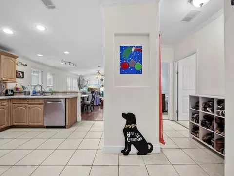 Entry Way - 4629 Third Ave, Saint Augustine, FL 32095 photo 1 of 1