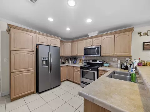 Kitchen - 4629 Third Ave, Saint Augustine, FL 32095 photo 3 of 3