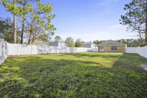 Exterior - 951 N Orange St, Saint Augustine, FL 32084 photo 6 of 9