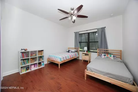 Bedroom - 2412 Den St, Saint Augustine, FL 32092 photo 5 of 9