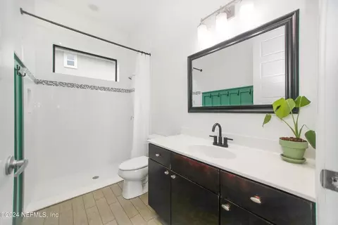 Bath - 2412 Den St, Saint Augustine, FL 32092 photo 1 of 5