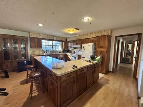 Kitchen - 1624 E A E Market Rd, Starke, FL 32091 photo 2 of 3
