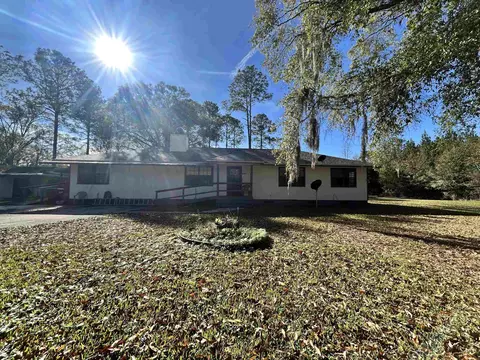 Exterior - 1624 E A E Market Rd, Starke, FL 32091 photo 1 of 6