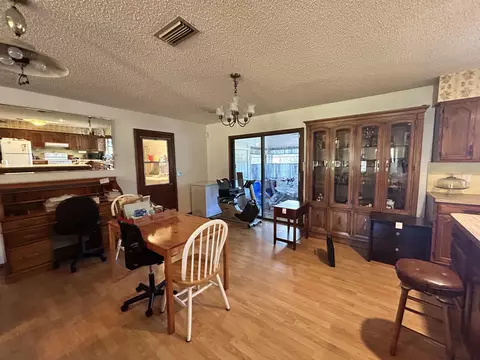 Dining - 1624 E A E Market Rd, Starke, FL 32091 photo 1 of 1