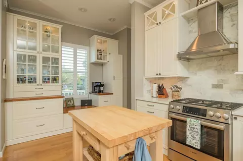 Kitchen - 346 Fiddlers Ct, Saint Augustine, FL 32080 photo 3 of 5