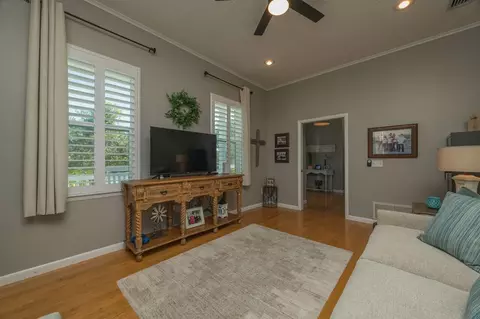 Living - 346 Fiddlers Ct, Saint Augustine, FL 32080 photo 2 of 5