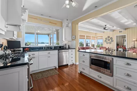 Kitchen - 27 Dolphin Dr, Saint Augustine, FL 32080 photo 3 of 3