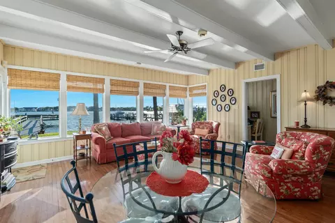 Dining - 27 Dolphin Dr, Saint Augustine, FL 32080 photo 4 of 4
