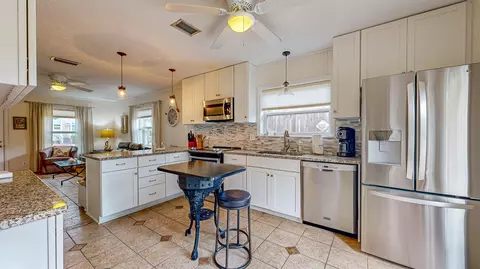 210 9th St, Saint Augustine, FL 32080 photo 8