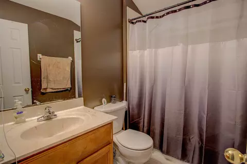 Bath - 939 Silver Spring Ct, Saint Augustine, FL 32092 photo 8 of 9