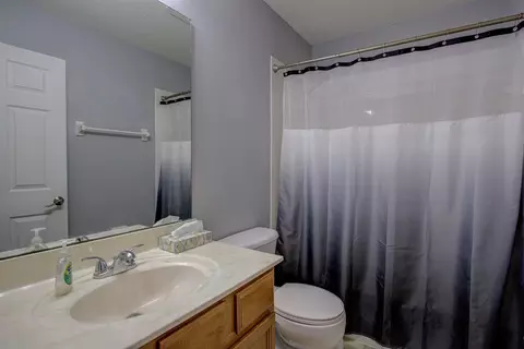 Bath - 939 Silver Spring Ct, Saint Augustine, FL 32092 photo 1 of 9