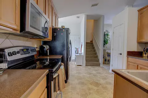 Kitchen - 939 Silver Spring Ct, Saint Augustine, FL 32092 photo 2 of 7