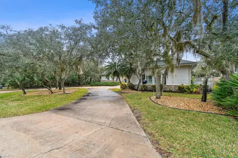 Exterior - 825 Kalli Creek Ln, Saint Augustine, FL 32080 photo 5 of 12
