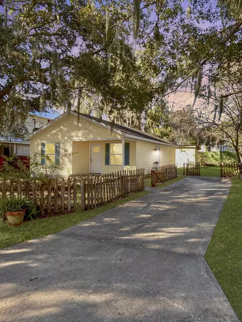 18 Davis St, Saint Augustine, FL 32084 photo 1