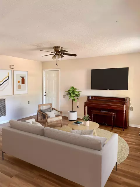 18 Davis St, Saint Augustine, FL 32084 photo 4