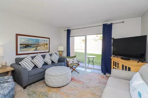 Living - 5930 A1a S 9a, Saint Augustine, FL 32080 photo 4 of 4