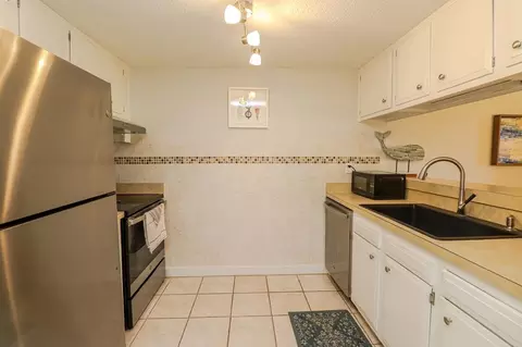 Kitchen - 5930 A1a S 9a, Saint Augustine, FL 32080 photo 3 of 3