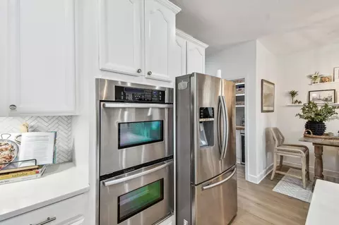 Kitchen - 1805 S Cappero Dr, Saint Augustine, FL 32092 photo 8 of 11