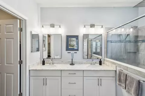 Bath - 100 Casablanca Ct, Saint Augustine, FL 32084 photo 2 of 5