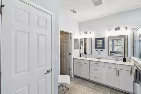 Bath - 100 Casablanca Ct, Saint Augustine, FL 32084 photo 1 of 5