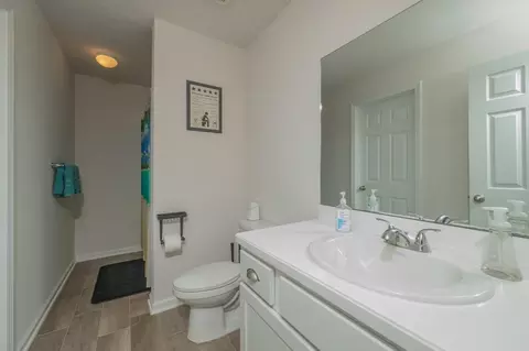 Bath - 395 Aventurine Ave, Saint Augustine, FL 32086 photo 1 of 5