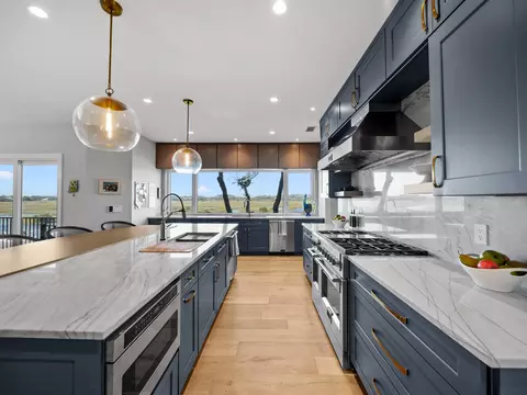 Kitchen - 3417 Lands End Dr, Saint Augustine, FL 32084 photo 4 of 8