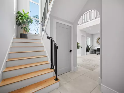 Entry Way - 3417 Lands End Dr, Saint Augustine, FL 32084 photo 10 of 11