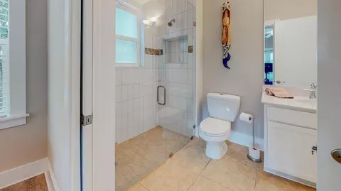 Bath - 5 D St, Saint Augustine, FL 32080 photo 6 of 8