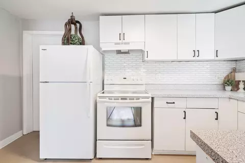 Kitchen - 414 Old Spanish Trl, Saint Augustine, FL 32084 photo 4 of 4