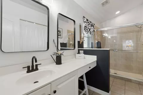 Bath - 816 Captains Dr, Saint Augustine, FL 32080 photo 1 of 3