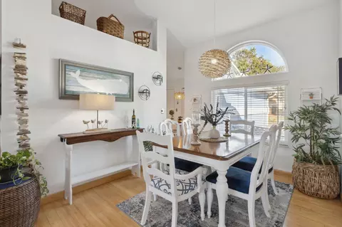 Dining - 816 Captains Dr, Saint Augustine, FL 32080 photo 3 of 4