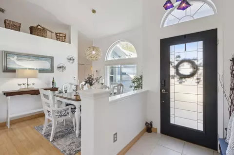 Entry Way - 816 Captains Dr, Saint Augustine, FL 32080 photo 3 of 4