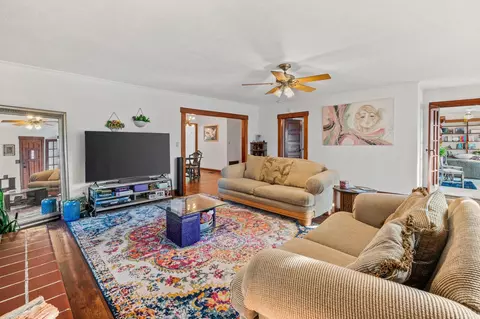 Living - 62 Almeria St, Saint Augustine, FL 32084 photo 2 of 2