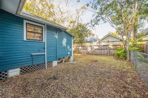 Exterior - 62 Almeria St, Saint Augustine, FL 32084 photo 4 of 7