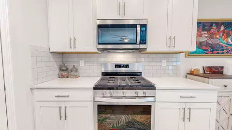 Kitchen - 265 Spoonbill Cir, Saint Augustine, FL 32095 photo 5 of 8