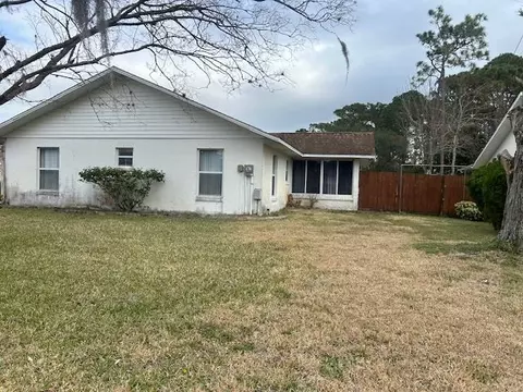 Exterior - 1417 Golf Ave, Ormond Beach, FL 32174 photo 6 of 8