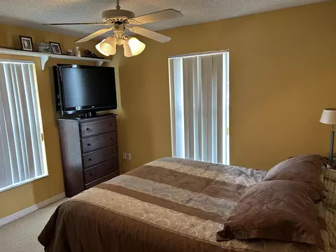 Bedroom - 1417 Golf Ave, Ormond Beach, FL 32174 photo 5 of 6