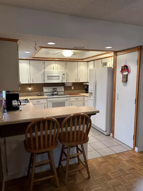 Kitchen - 1417 Golf Ave, Ormond Beach, FL 32174 photo 2 of 2