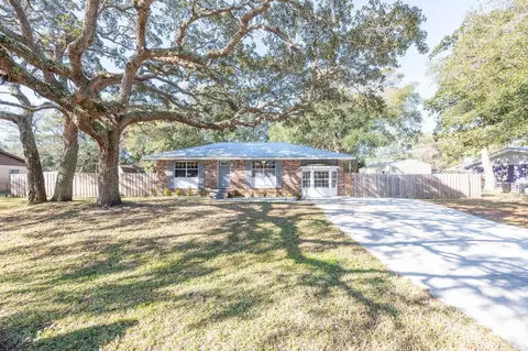 Exterior - 414 Jasmine Rd, Saint Augustine, FL 32086 photo 4 of 11