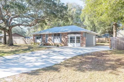 Exterior - 414 Jasmine Rd, Saint Augustine, FL 32086 photo 2 of 11