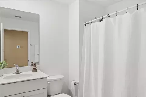 Bath - 286 Zancara St, Saint Augustine, FL 32084 photo 3 of 3
