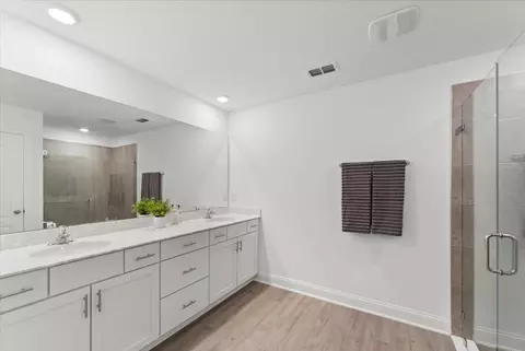 Bath - 286 Zancara St, Saint Augustine, FL 32084 photo 2 of 3