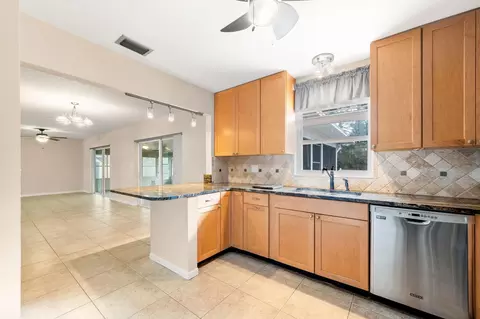 393 Altara Dr, Saint Augustine, FL 32086 photo 12