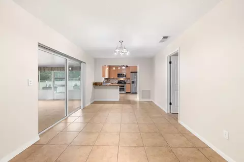 393 Altara Dr, Saint Augustine, FL 32086 photo 8