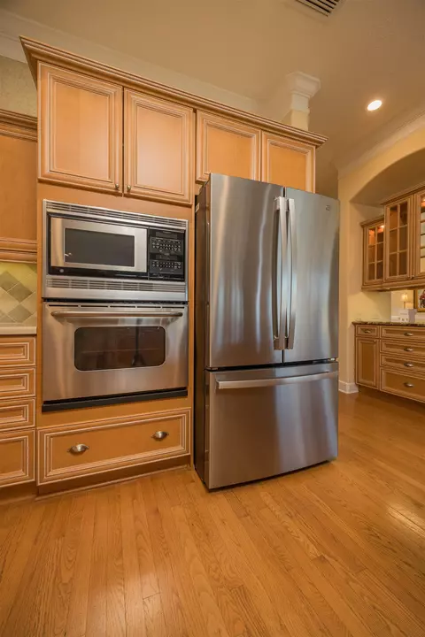 Kitchen - 281 Pinehurst Pointe Dr, Saint Augustine, FL 32092 photo 5 of 7