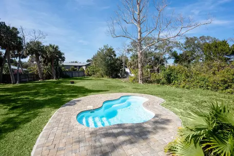 Exterior - 9 Menendez Rd, Saint Augustine, FL 32080 photo 4 of 9