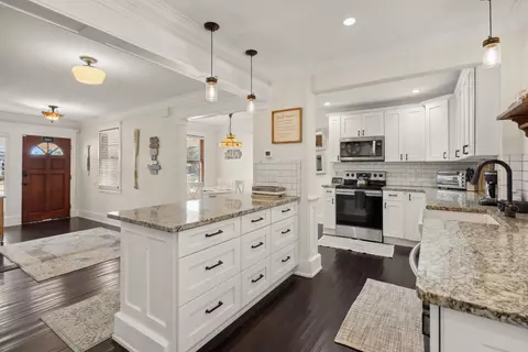 Entry Way - 9 Menendez Rd, Saint Augustine, FL 32080 photo 1 of 3