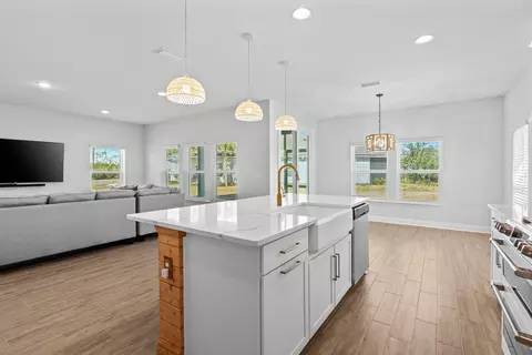Kitchen - 21 Saint Barts Ave, Saint Augustine, FL 32080 photo 5 of 6